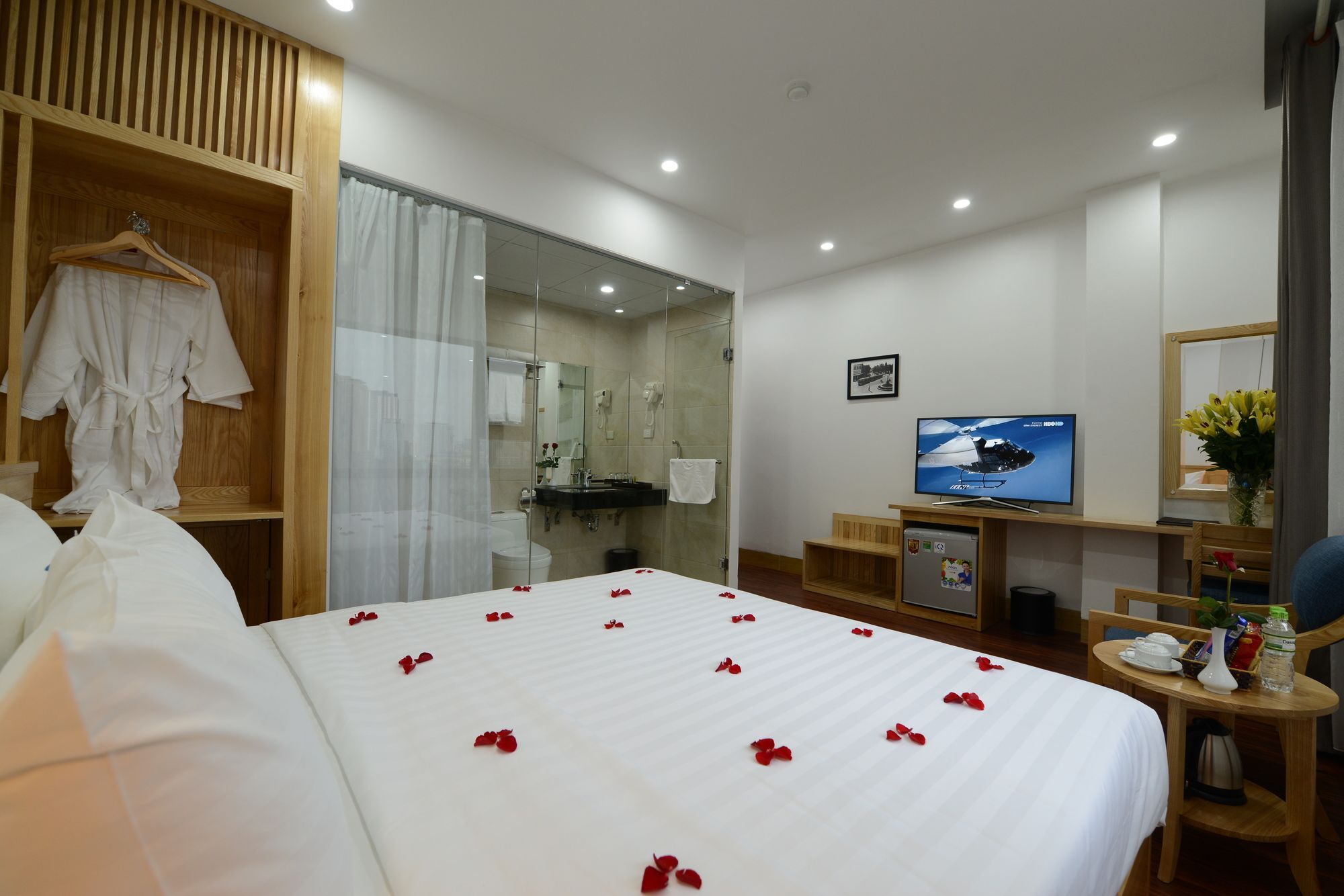 Blue Hanoi Inn City Hotel Екстериор снимка
